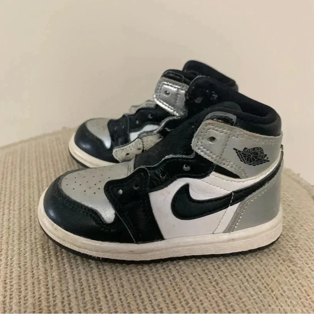 Kids Nike Air Jordan High Top Sneakers  Black Silver 6 - Picture 6 of 10